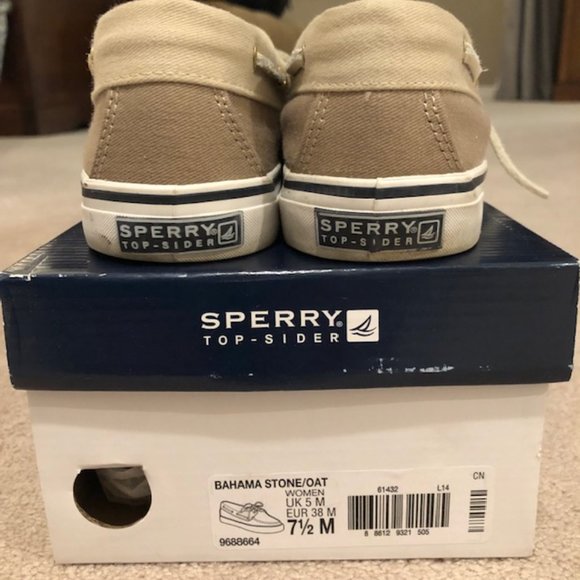 SPERRY Top Sider 2-Eye Boat Shoes in tan colour EUC, Size 7.5 - Picture 2 of 15